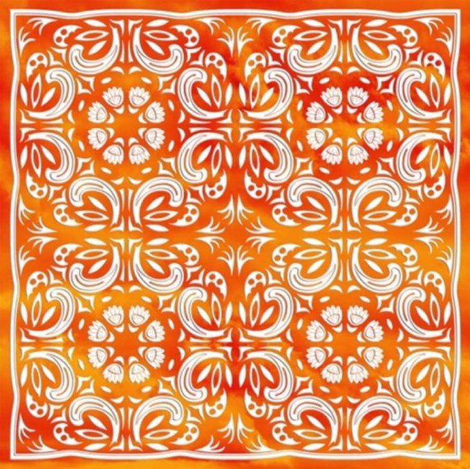 Boutis : Au milieu des fleurs ( 51.5 x 51.5  cm) de Sophie Delhomme