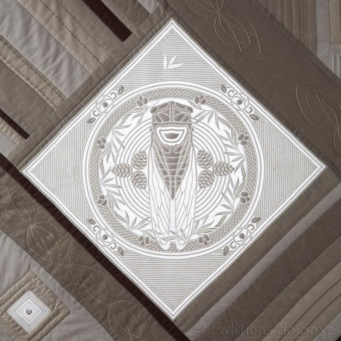 Boutis : Cigale grand carré (79 * 79 cm) d'Hubert Valeri