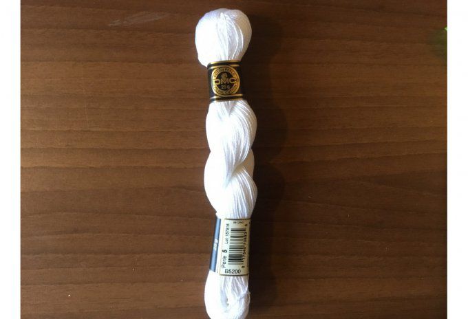 Coton perlée grosseur 5 DMC