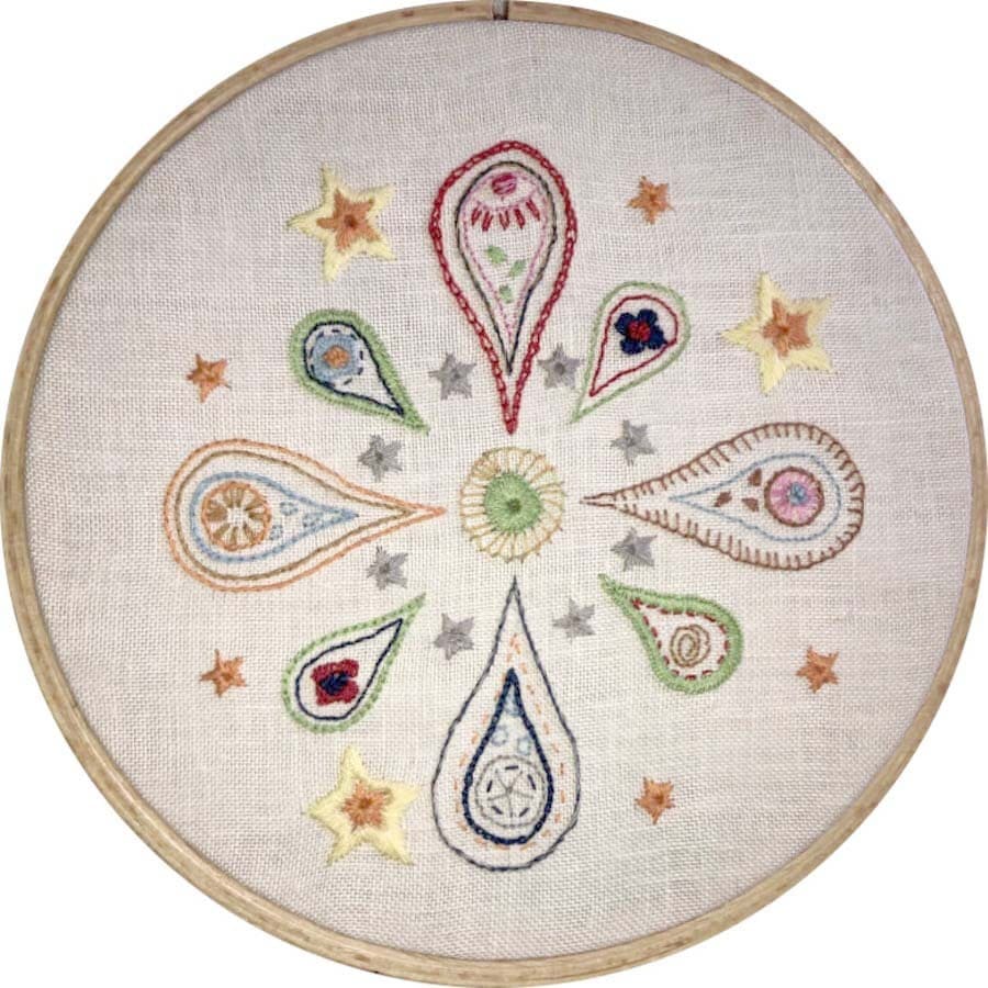 Kit de broderie traditionnelle : Mandala gouttes d'eau