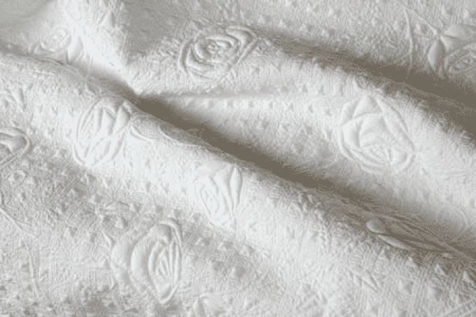 Boutis : Roses palissées (50 x 50 cm ou 130 * 130 cm)