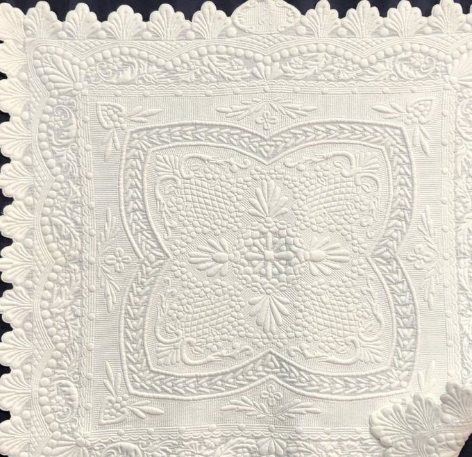 Boutis - Montpezat (110 * 110 cm) Michèle Charvet