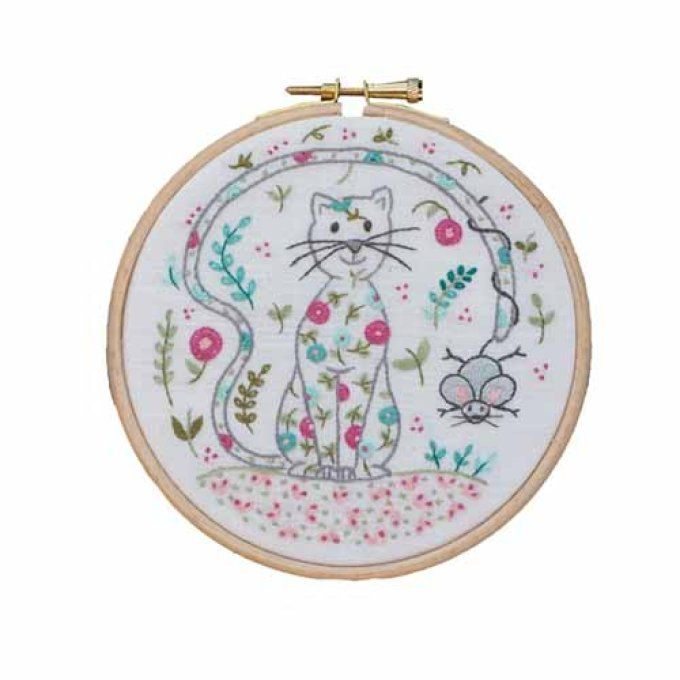 Kit de broderie traditionnelle : Chat fleuri de Marie Suarez