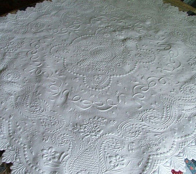Boutis - Sardanne (140 * 140 cm) Michèle Charvet